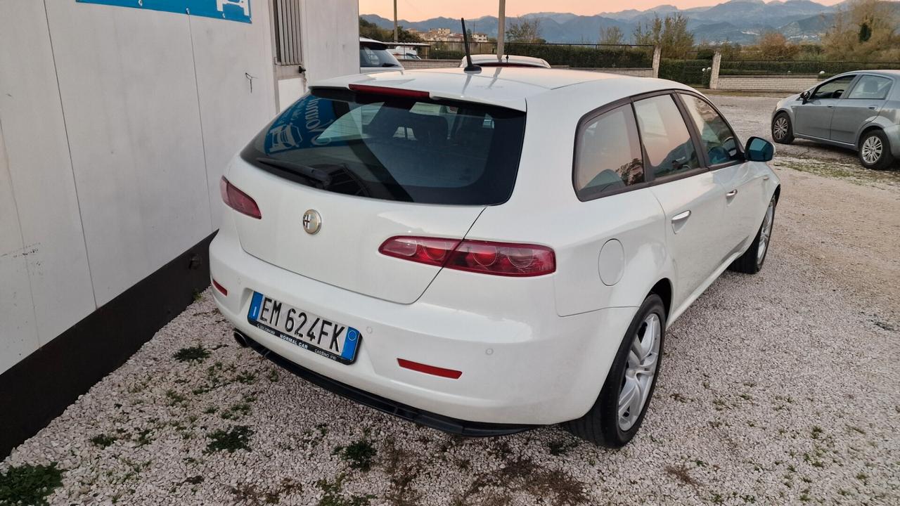 Alfa Romeo 159 2.0 JTDm 136 CV S.W Super - 2012