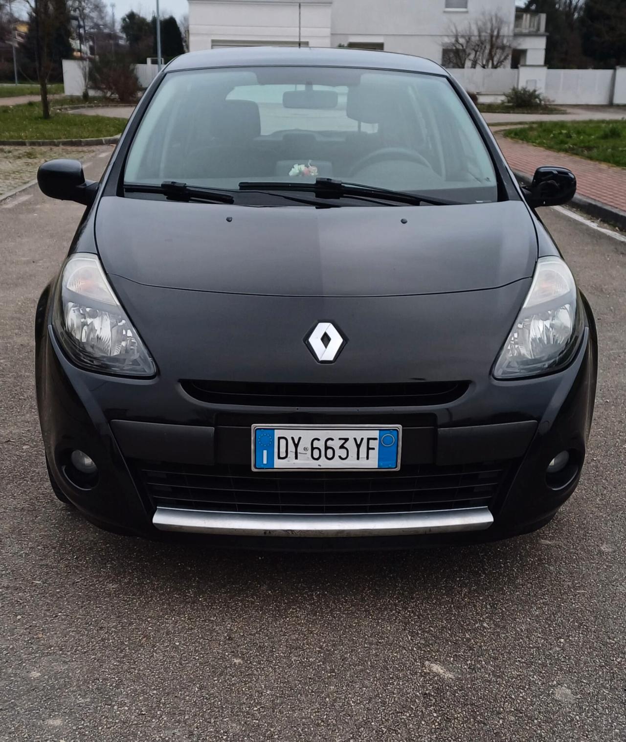 Renault Clio 1.2 16V 5 porte GPL Dynamique