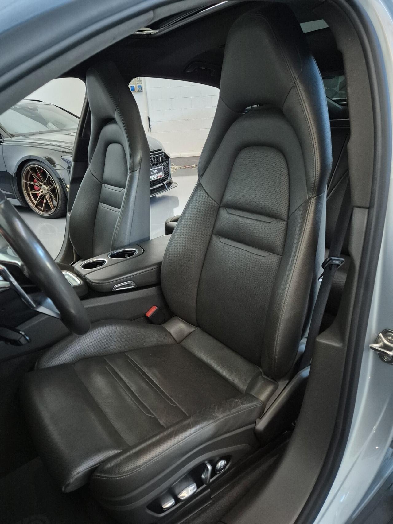 Porsche Panamera 4.0 V8 421cv Tetto PASM FullLed Radar GARANZIA