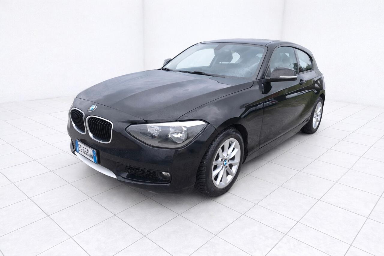BMW 116d Urban 116CV 2014 – 4 CILINDRI-Navi Pelle Keyless PDC Tagliandi BMW