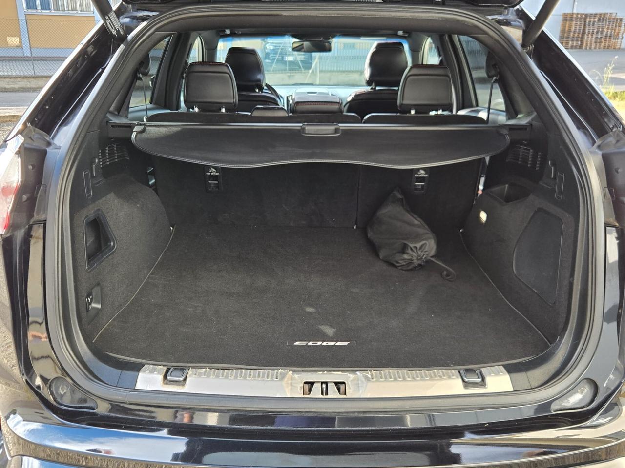 Ford Edge 2.0D ST-LINE 4x4 FULL OPTIONAL GANCIO TRAINO TETTO APRIBILE