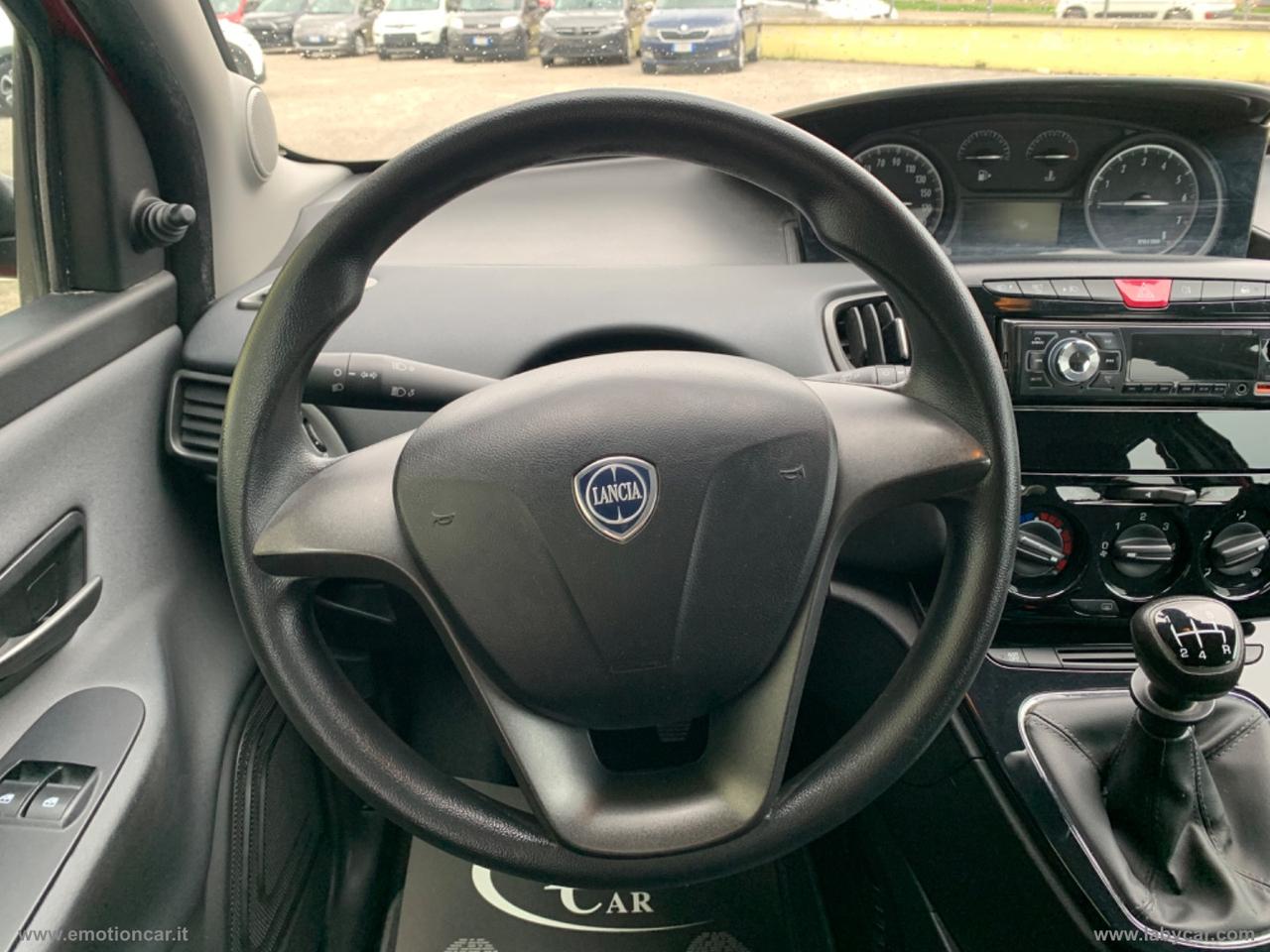 LANCIA Ypsilon 1.2 69 CV 5p. GPL Ecochic Silver - 2017