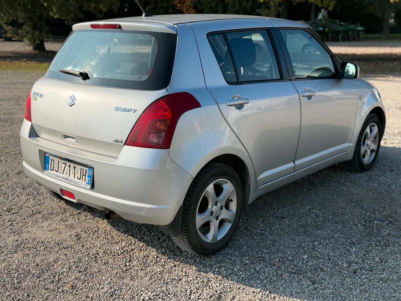 Suzuki Swift 1.3 4X4
