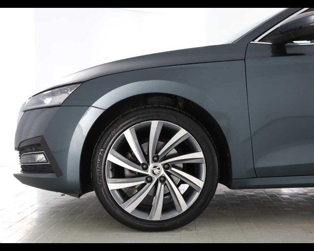 SKODA Octavia 2.0 TDI EVO SCR Wagon Executive