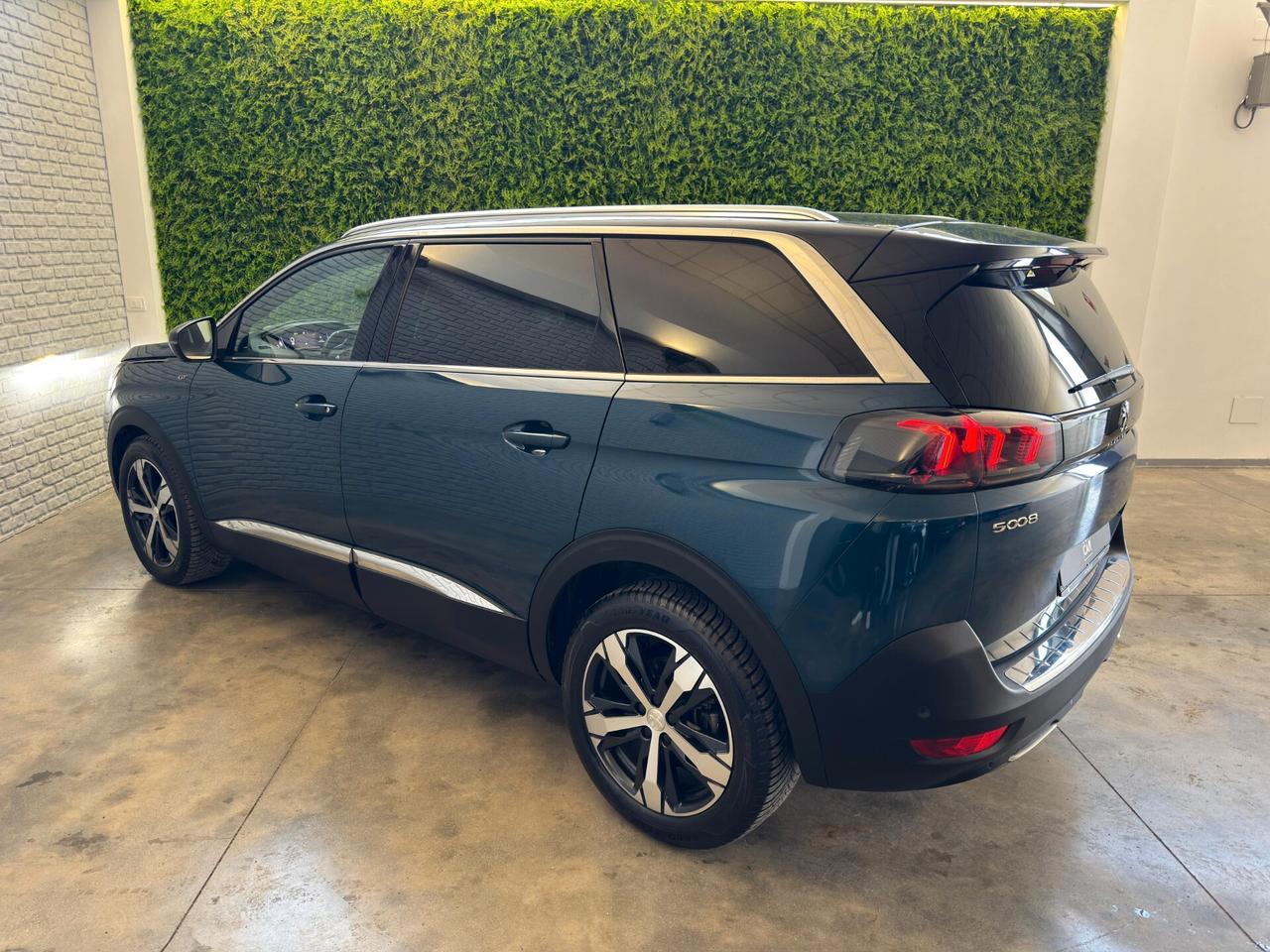 Peugeot 5008 BlueHDi 130 S&S EAT8 GT