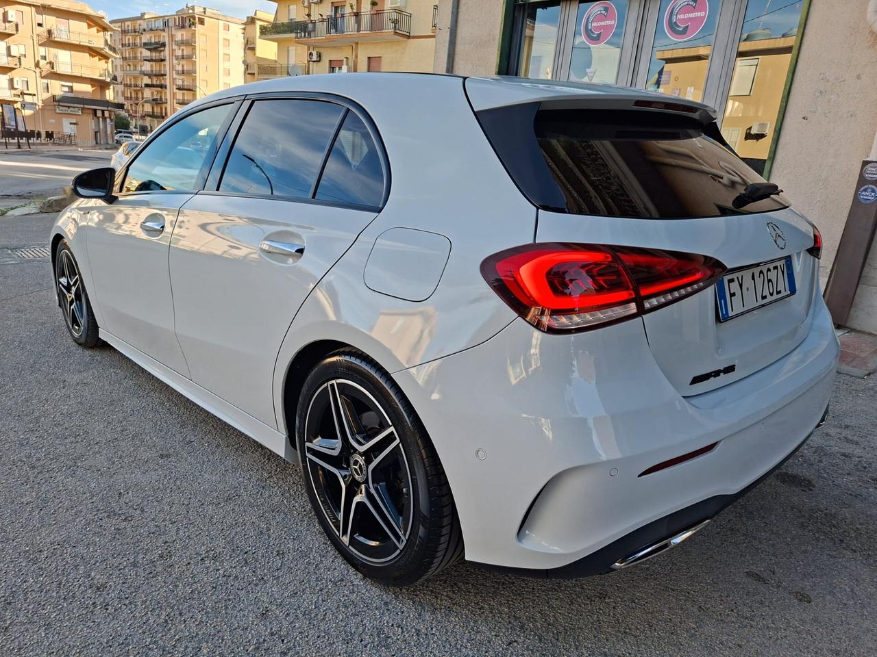 MERCEDES Classe A 180d Automatic AMG Premium