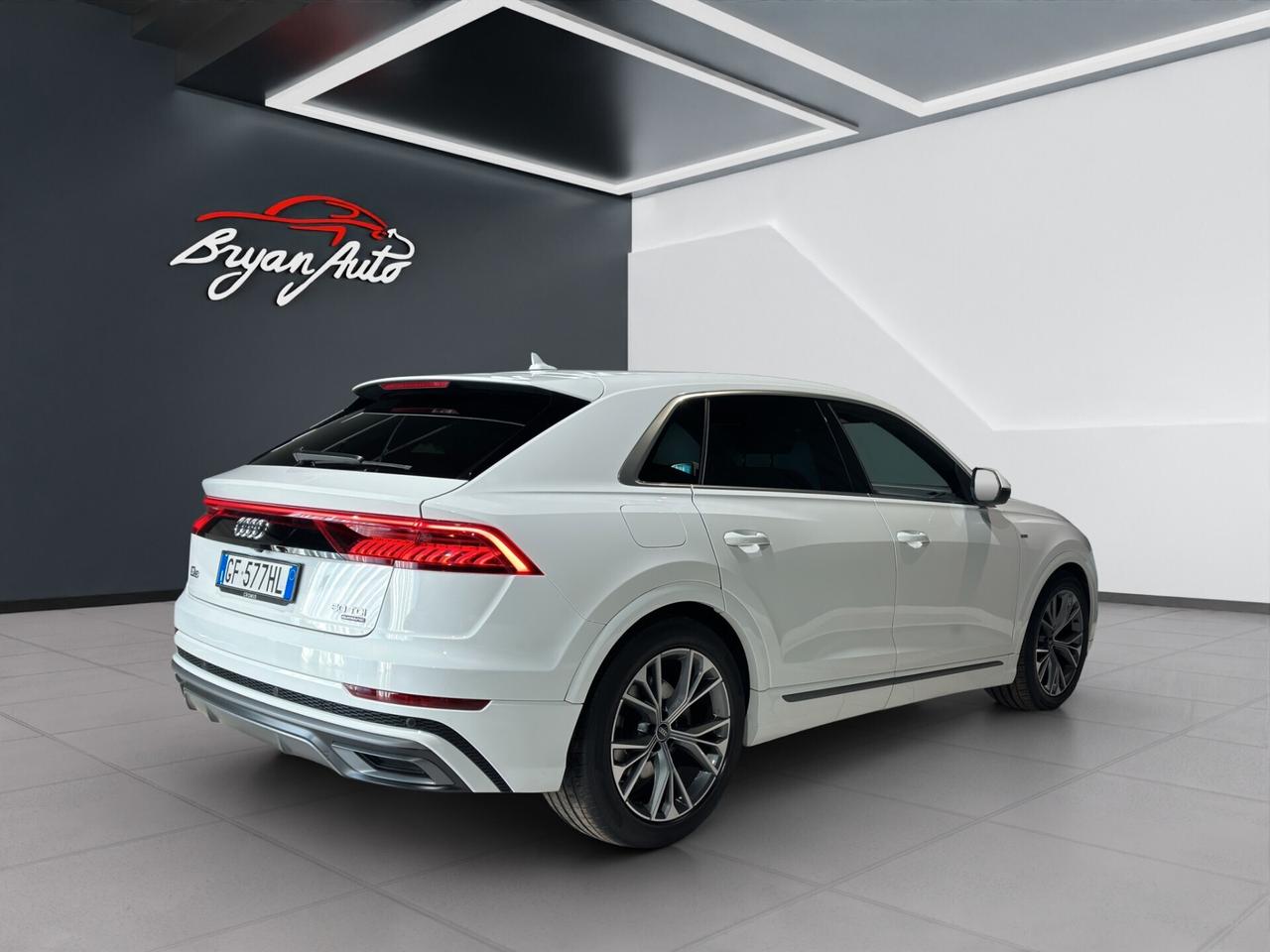 Audi Q8 50 TDI QUATTRO TIPTRONIC S-LINE EDITION 286CV