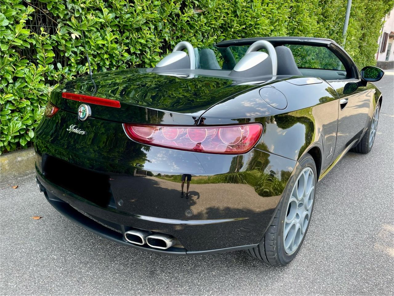 Alfa Romeo Spider 939 3.2 V6 *PININFARINA*