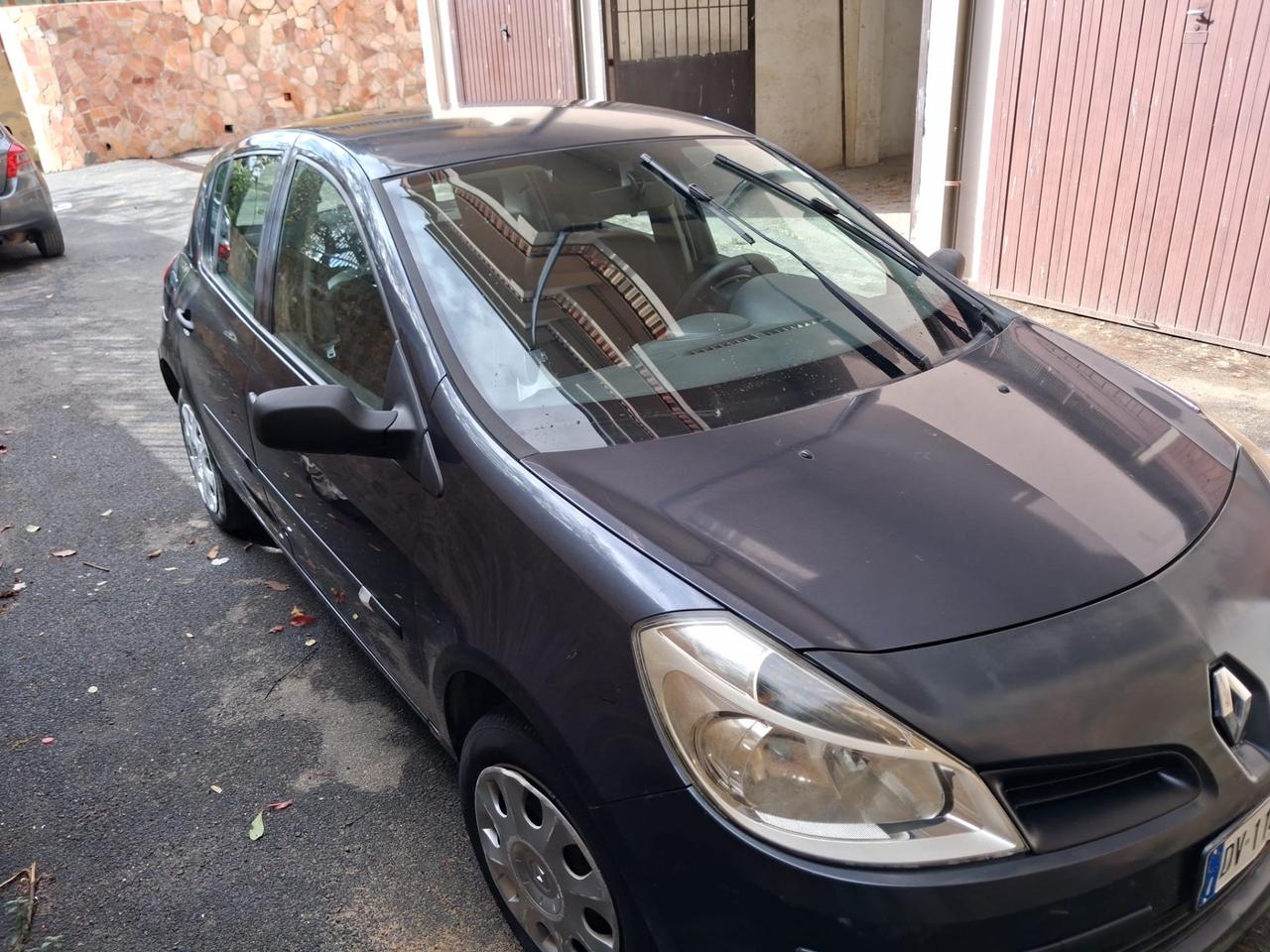 Renault Clio 1.2 16V 5 porte Confort