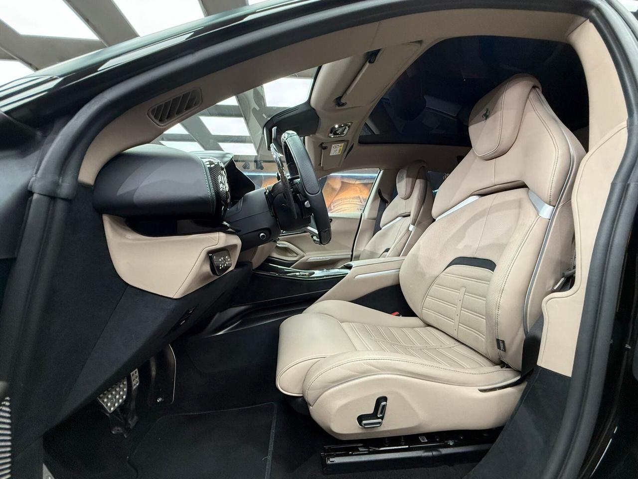 Ferrari Purosangue (444)