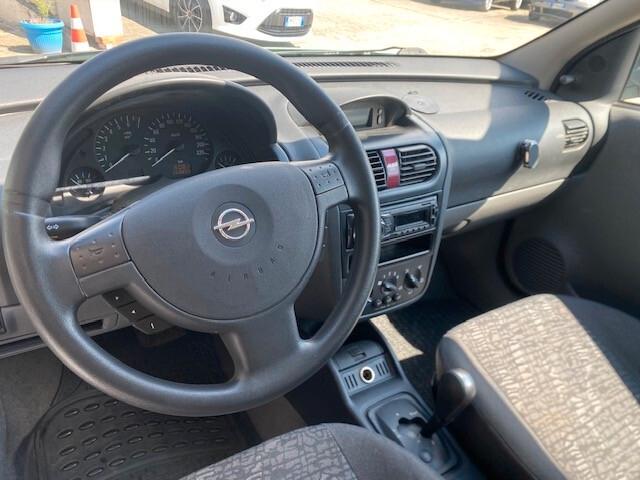 Opel Corsa 1.2i 16V cat 3 porte Comfort