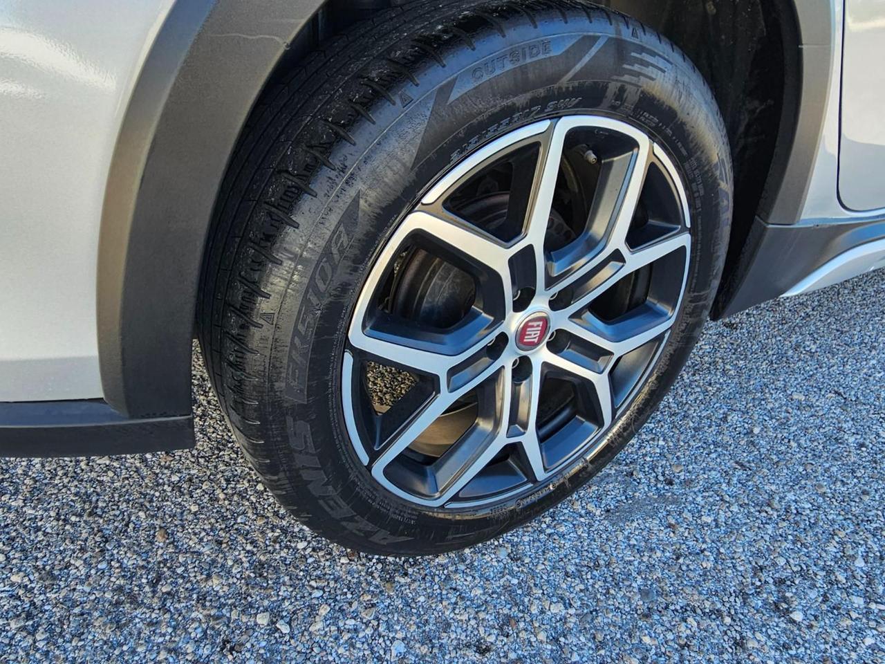 Fiat Tipo 1.0 5 porte Cross/ FULL OPTIONAL!