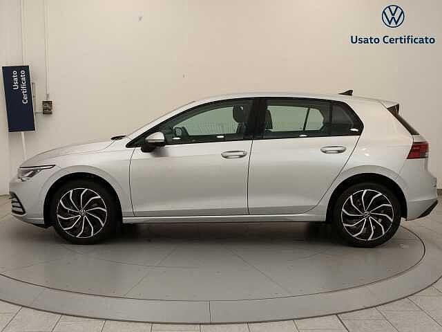 Volkswagen Golf 8ª serie 1.0 eTSI EVO DSG Life