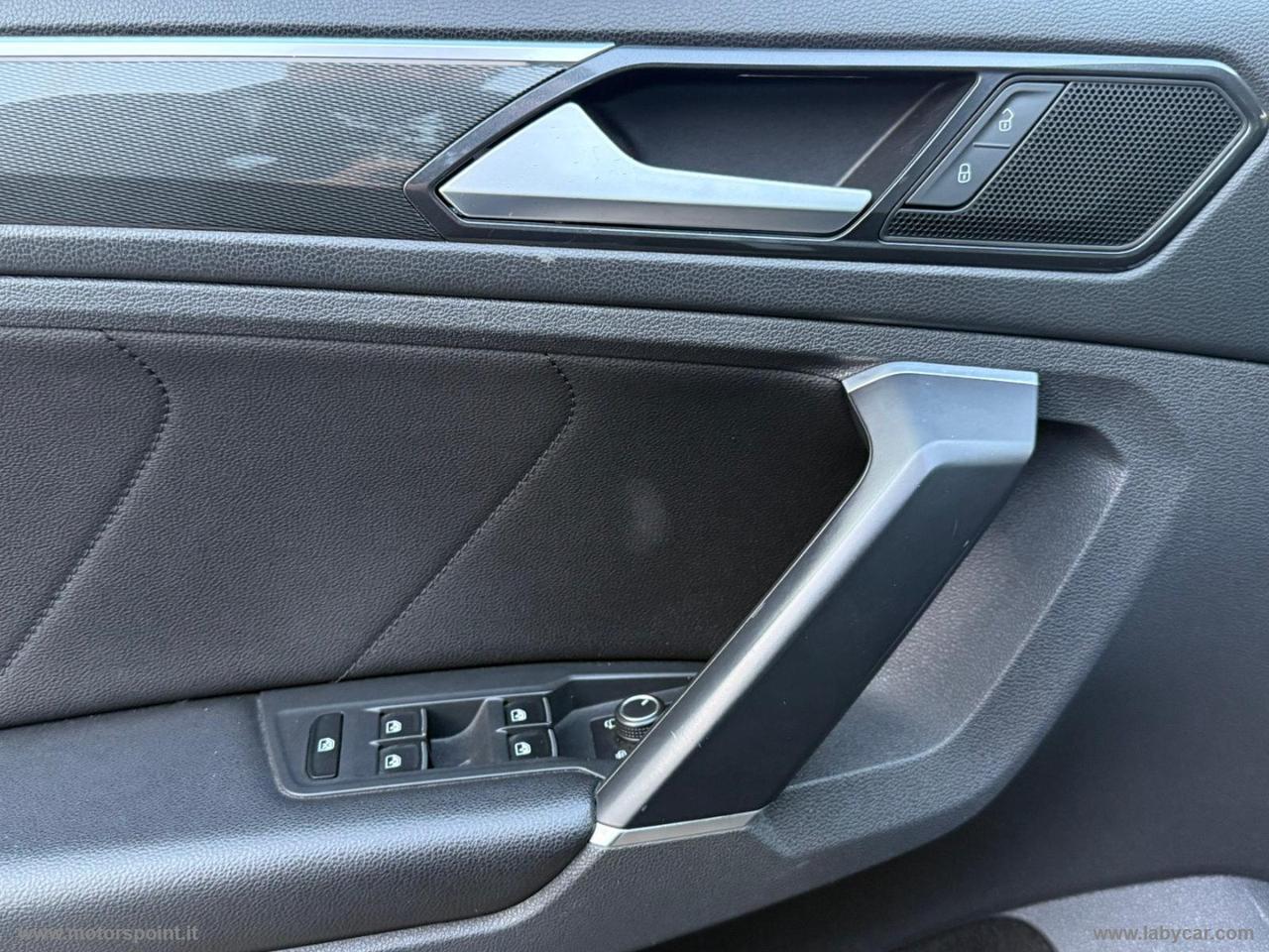 VOLKSWAGEN Tiguan 2.0 TDI DSG 4MOTION Business BMT