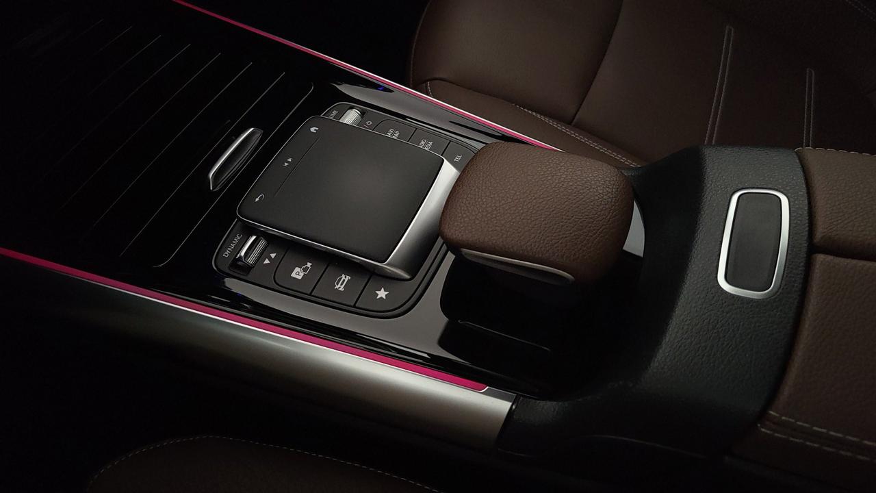 Mercedes-Benz GLA 200 d Premium auto