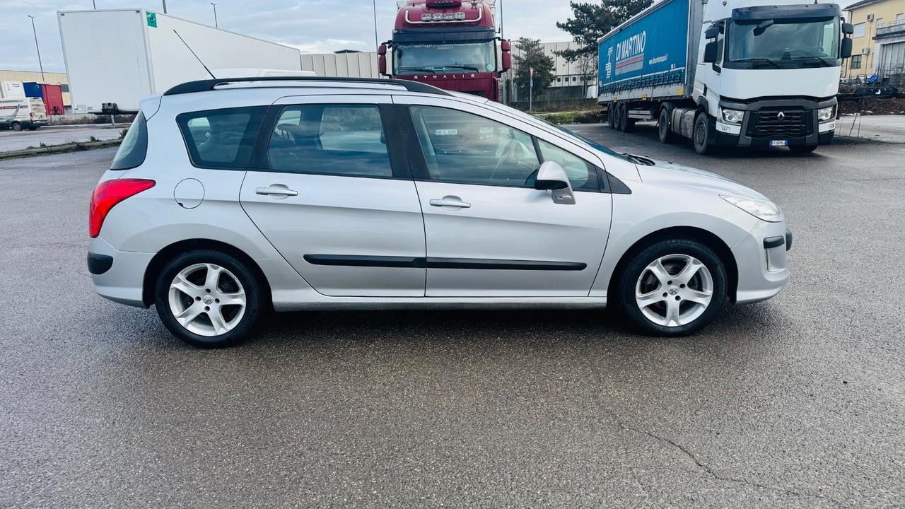 Peugeot 308 1.6 HDi 110CV SW Ciel Sportium