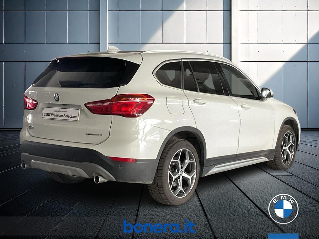 BMW X1 18 d xLine xDrive Steptronic