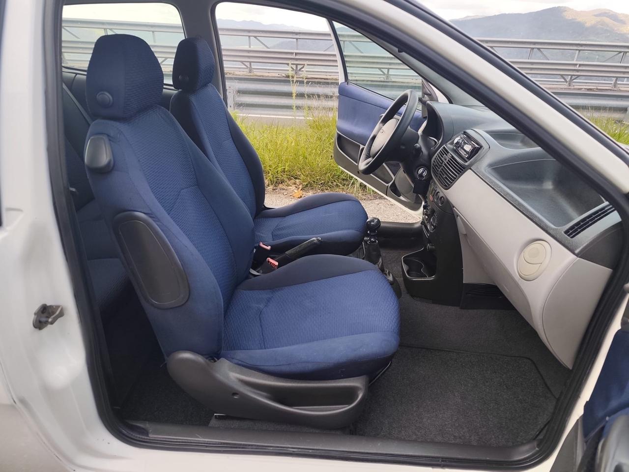 Fiat Punto 1.2i Fire 8 valvole