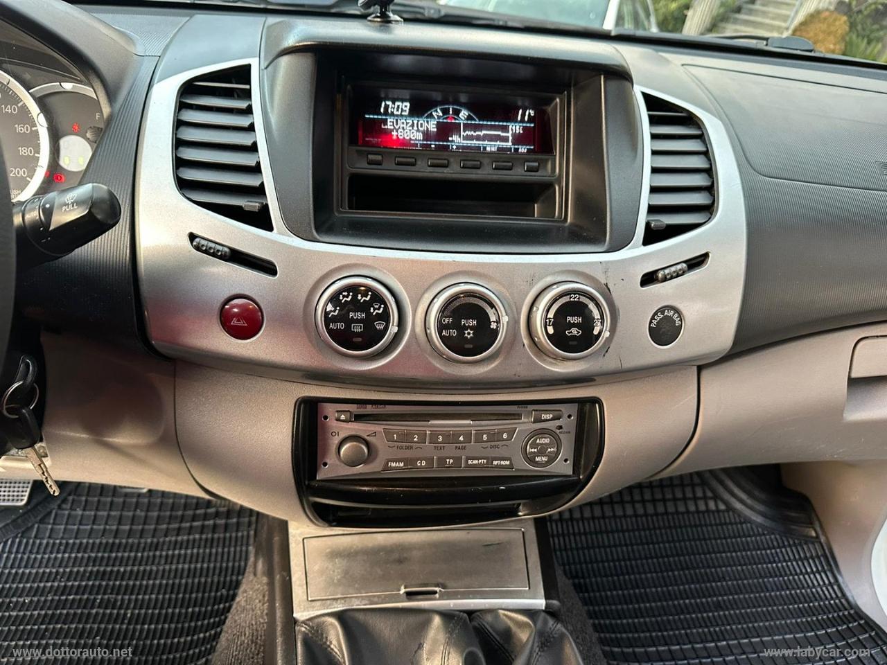 MITSUBISHI L200 2.5 DI-D/178CV DC Intense Plus