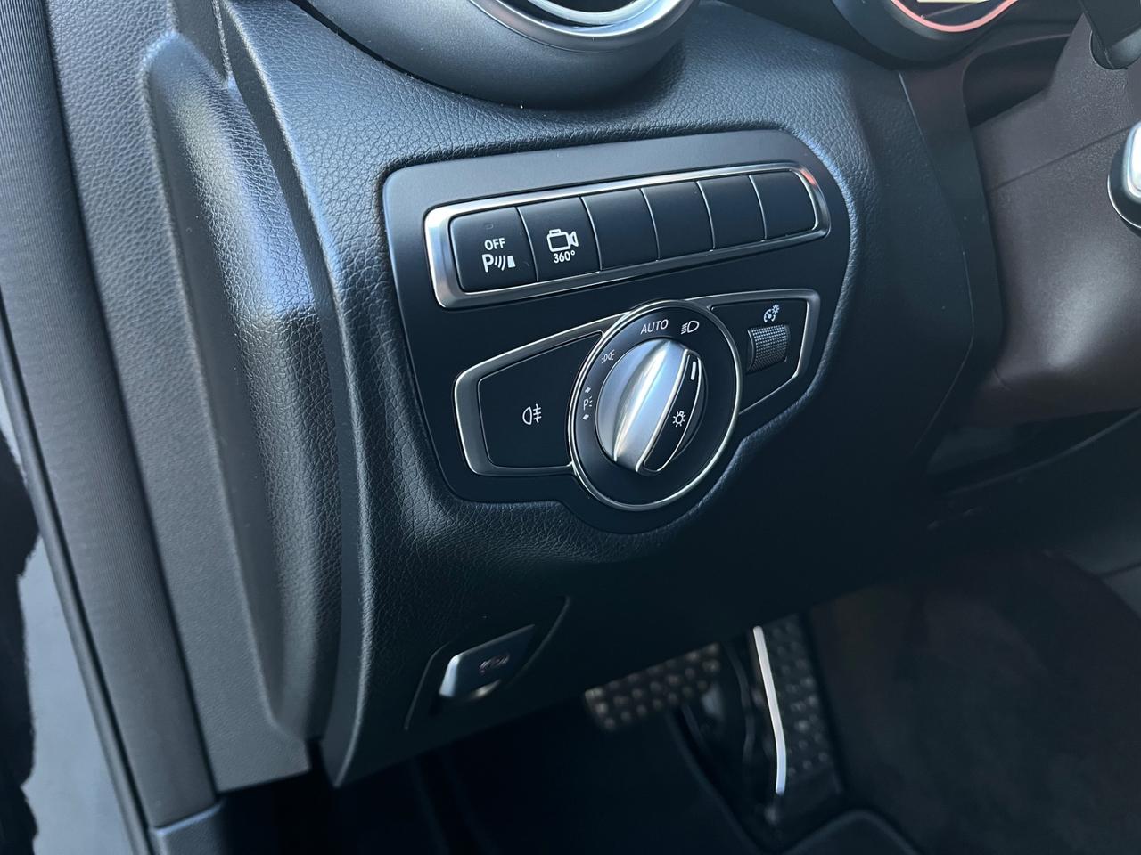 Mercedes-Benz GLC COUPÈ AMG 220d 170cv 4MATIC