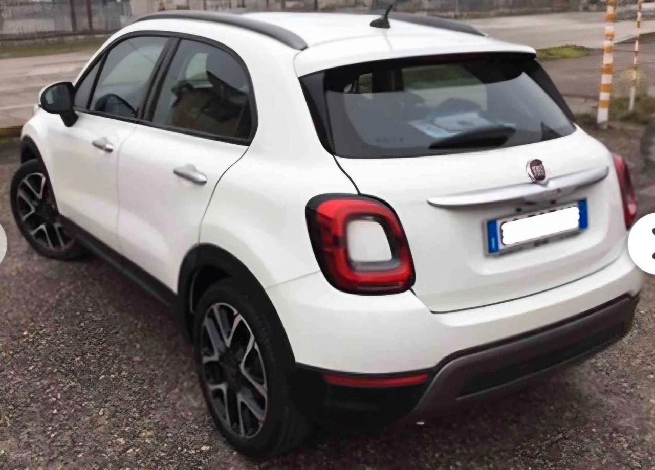 Fiat 500X 1.6 MultiJet 130 CV Cross in arrivo