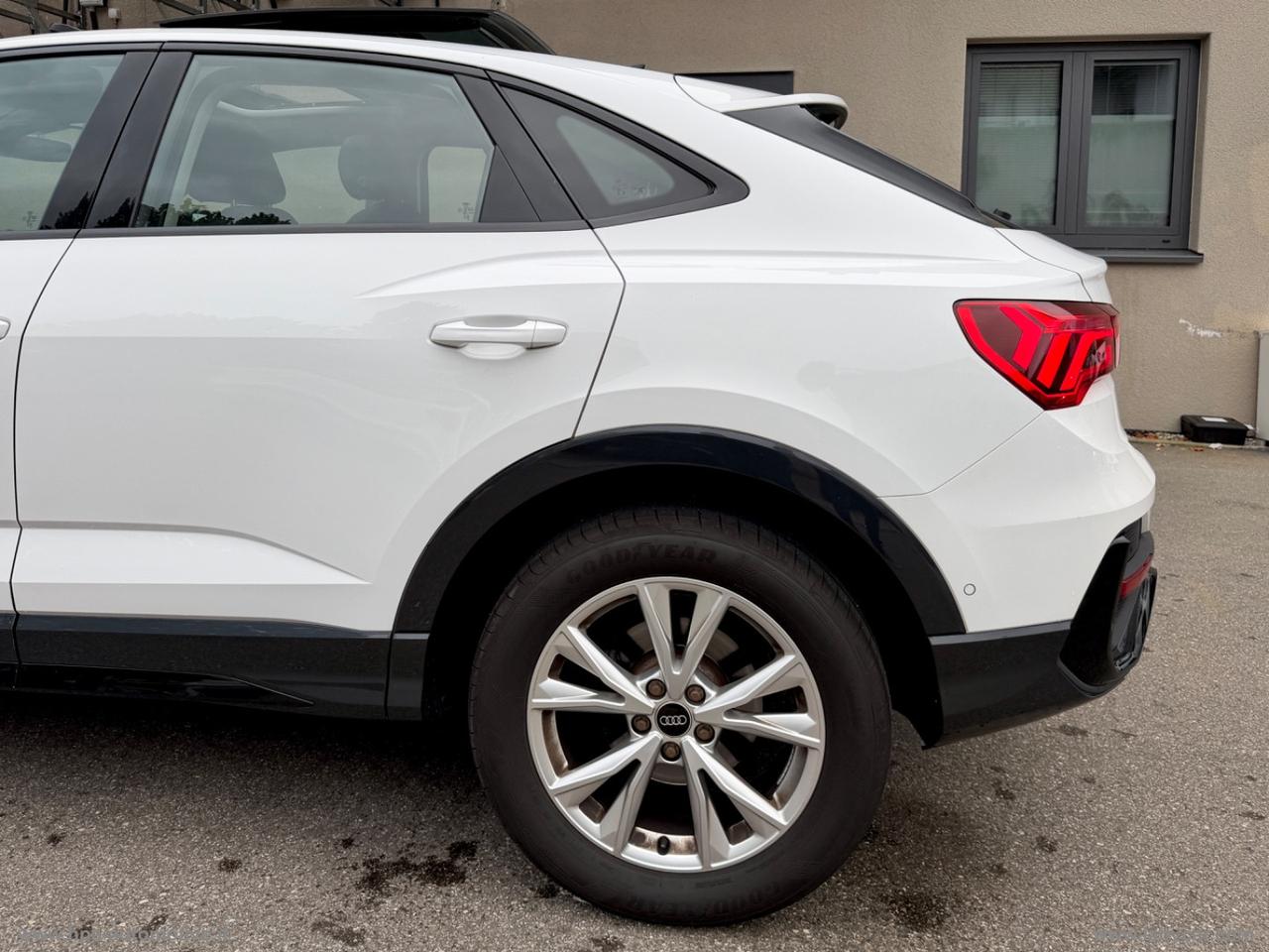 AUDI Q3 SPORTBACK 2.0TDI TETTO FULL LED NAVI RETROCAMERA