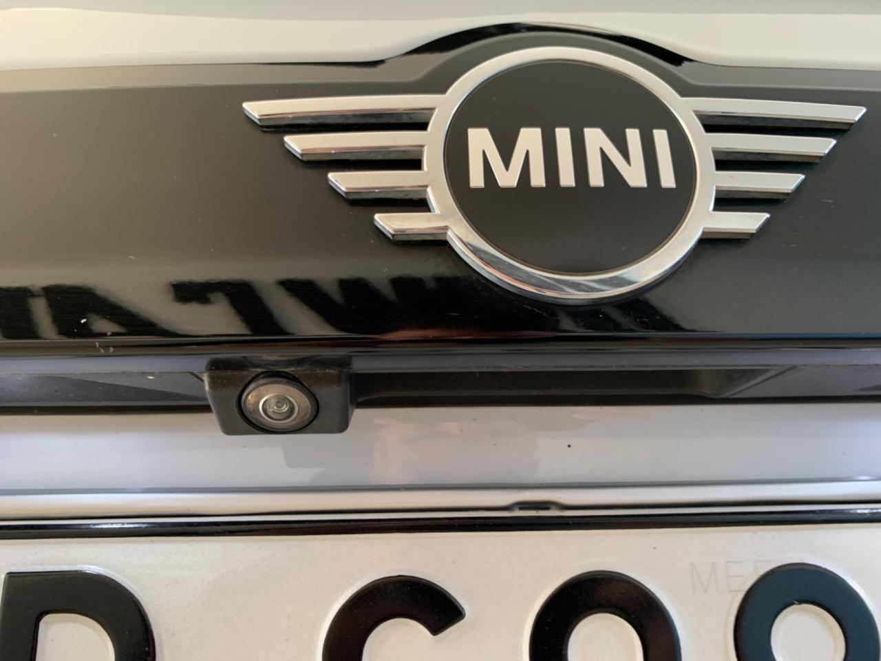 Mini Cooper D Countryman 2.0 Business Automatica