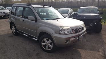 NISSAN X-Trail 2.2 dCi