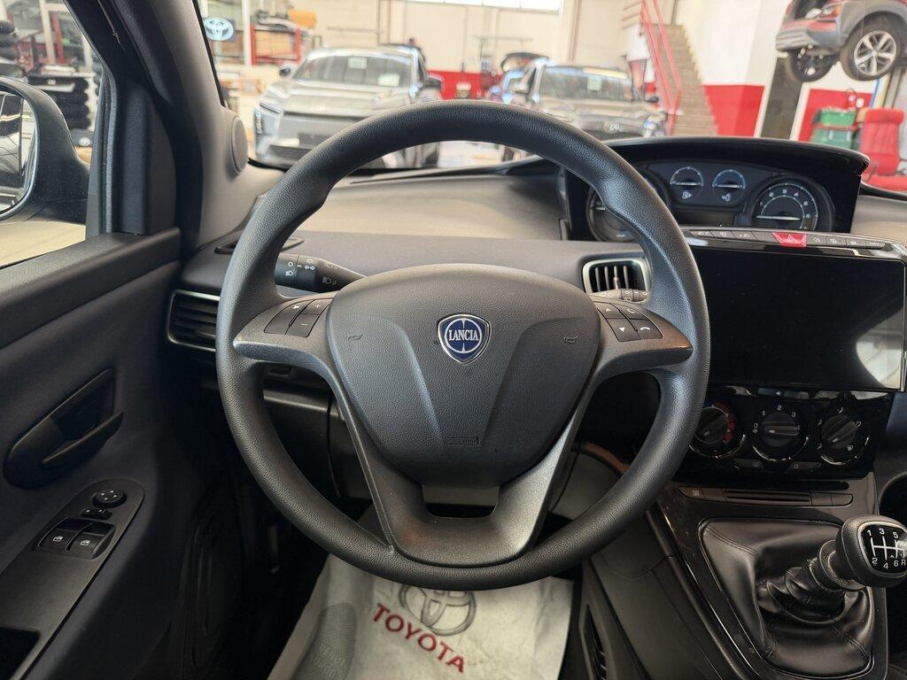 Lancia Ypsilon 5 Porte 1.0 FireFly Hybrid Silver