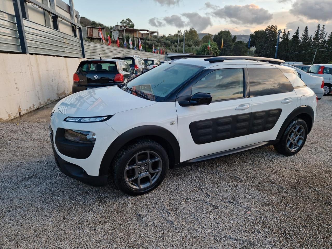 Citroen C4 Cactus PureTech 82 S&S ETG Shine Edition