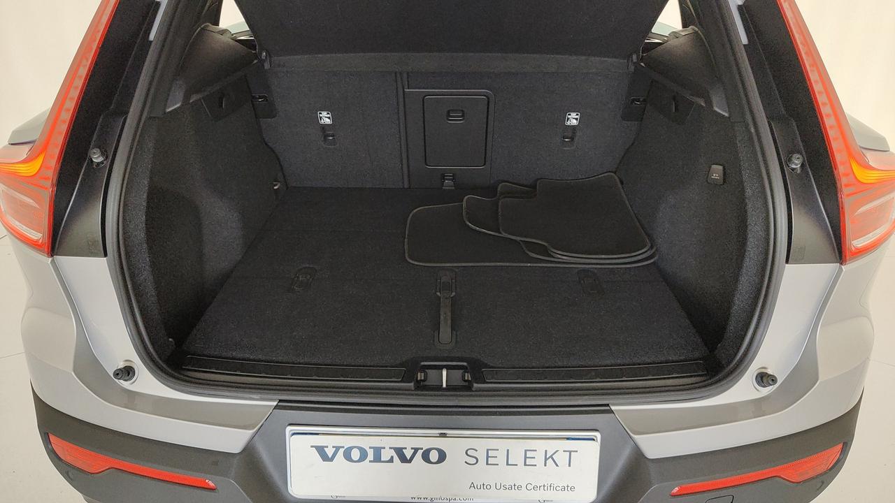 VOLVO XC40 2.0 b3 Core auto