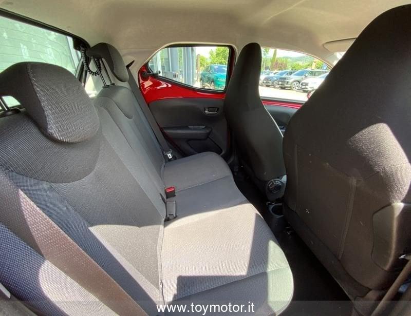 Toyota Aygo 2ª serie Connect 1.0 VVT-i 72 CV 5 porte x-play