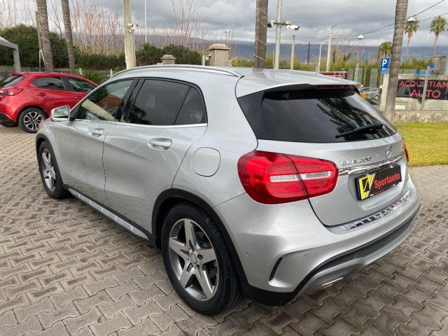 MERCEDES-BENZ GLA 200 d Automatic 4Matic Premium