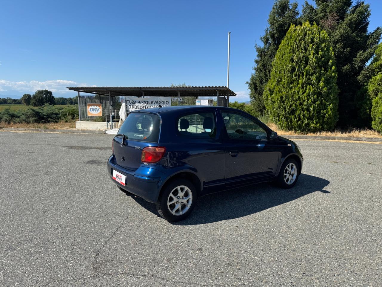 Toyota Yaris 1.0 3 porte Sol