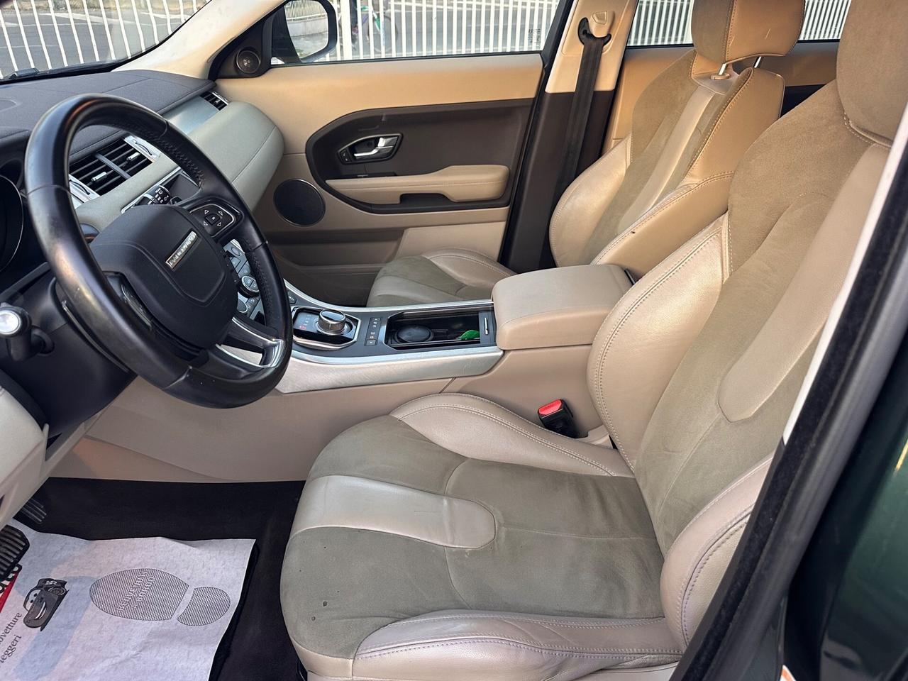 Evoque 2012 2.2 TD4 5p. Pure 150CV AUT Bicolore
