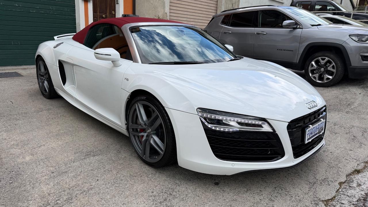 Audi R8 Spyder 5.2 V10 FSI quattro R tronic