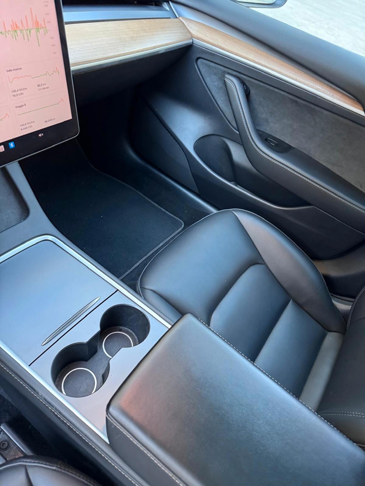 Tesla Model 3 RWD
