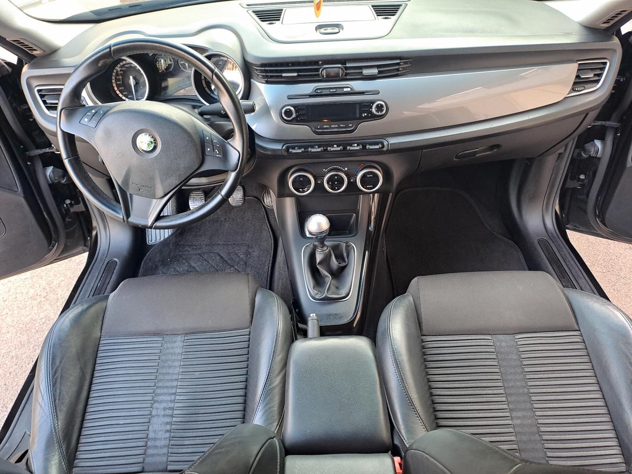 Alfa Romeo Giulietta 1.6 JTDm-2 105 CV Distinctive