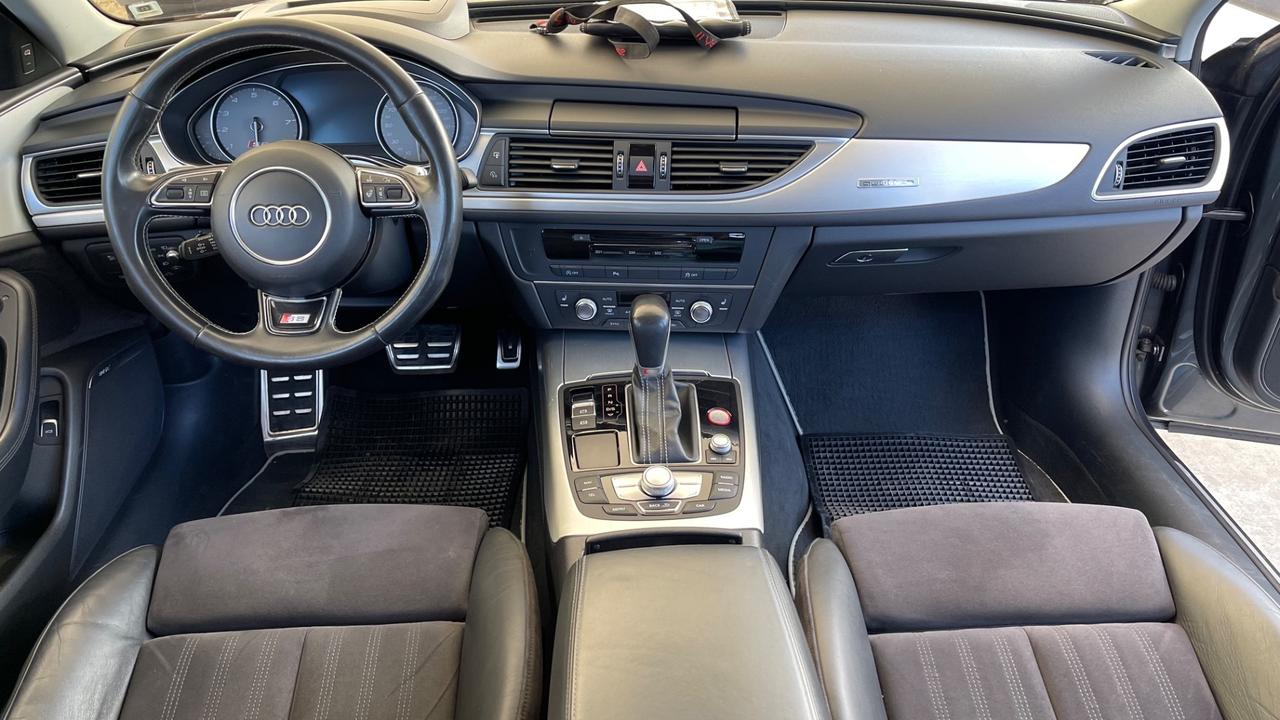 Audi S6 Avant 4.0 TFSI quattro S tronic 17’