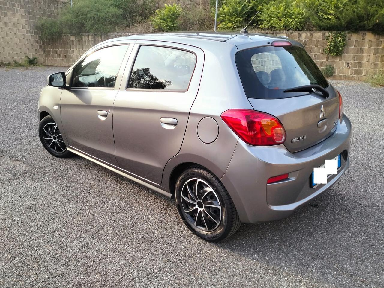 Mitsubishi Space Star 1.0 Invite