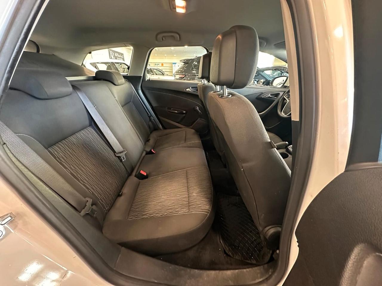 Opel Astra 1.7 CDTI 110CV Sports Tourer Cosmo