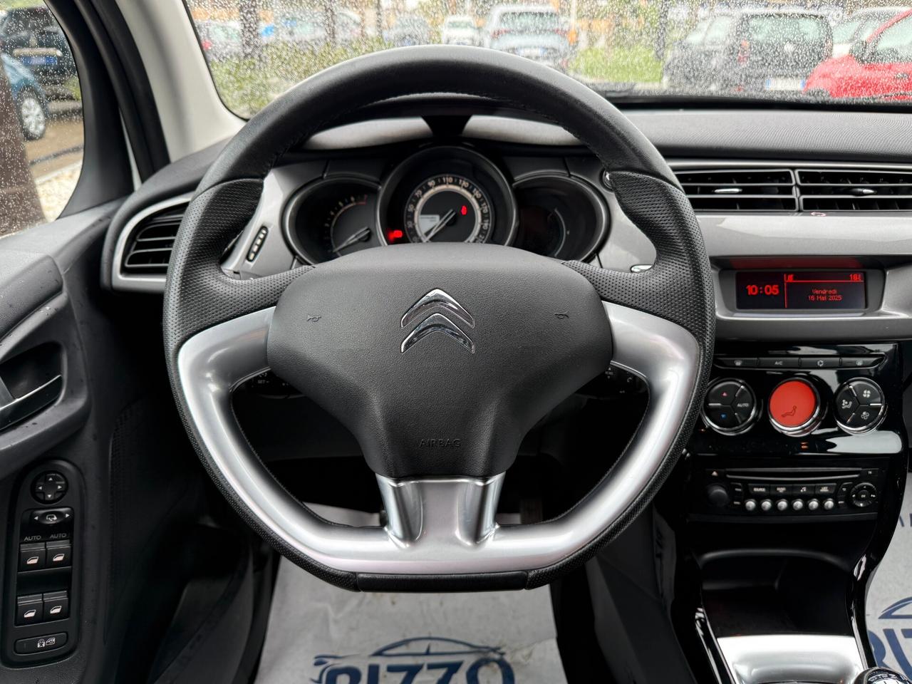 Citroen C3 1.2 VTi 82 Exclusive Tetto