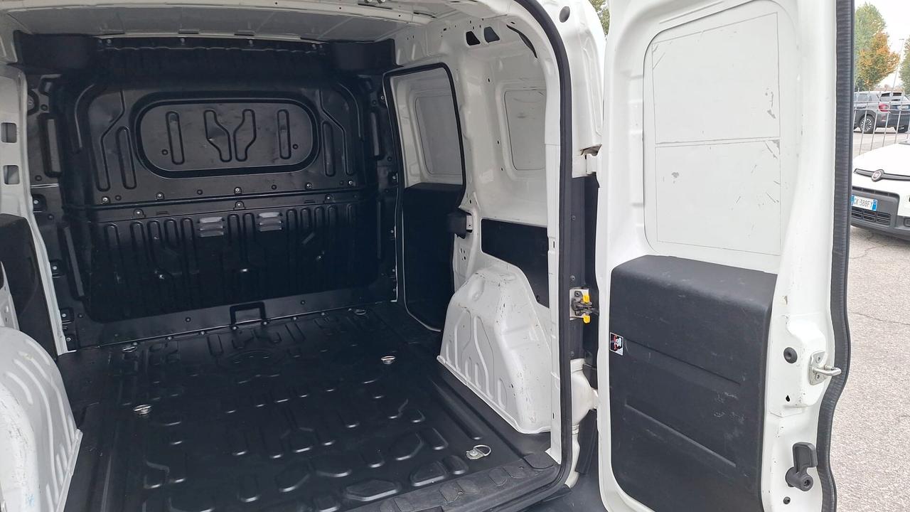 Fiat Doblo CARGO 1.3 MJT 95CV CH1 LOUNGE