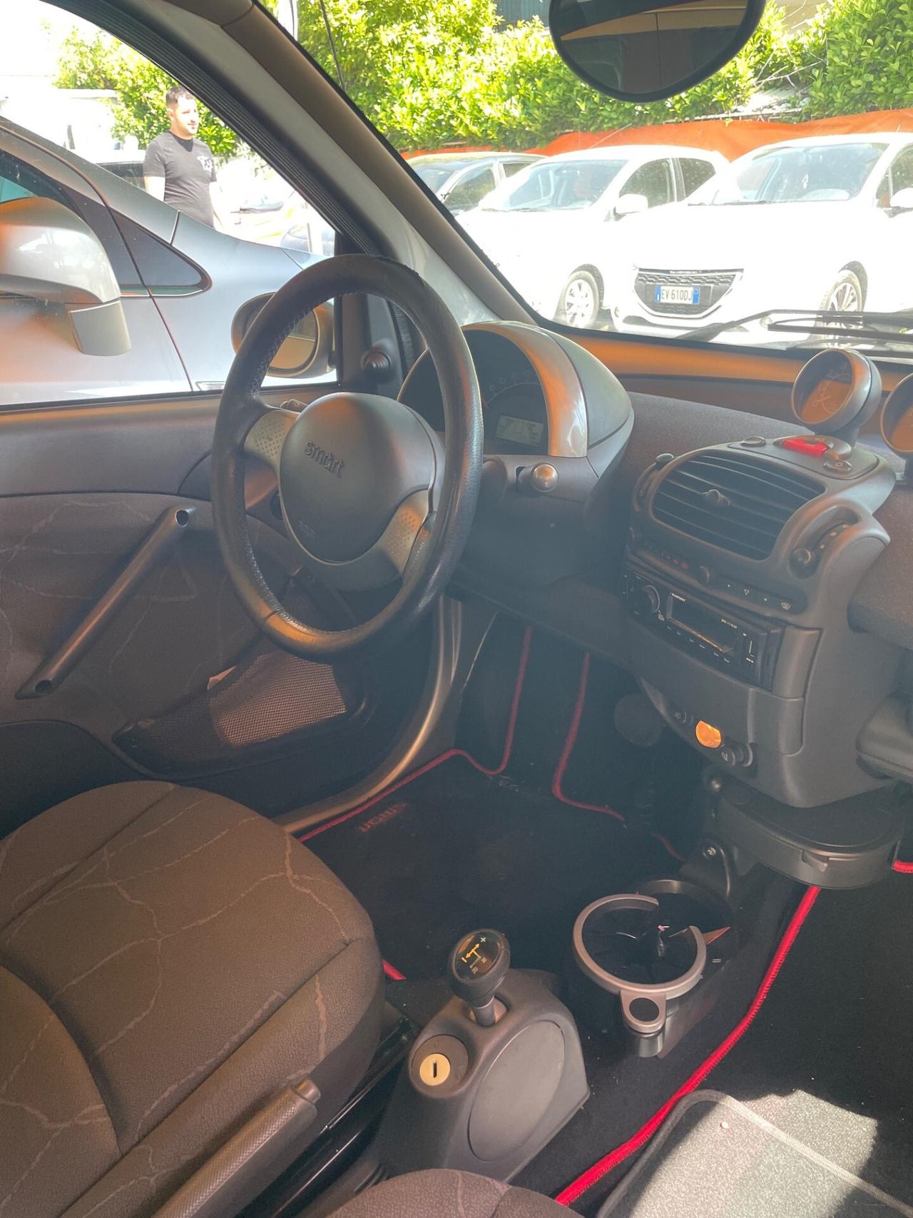 Smart ForTwo 700 coupé pure (45 kW)