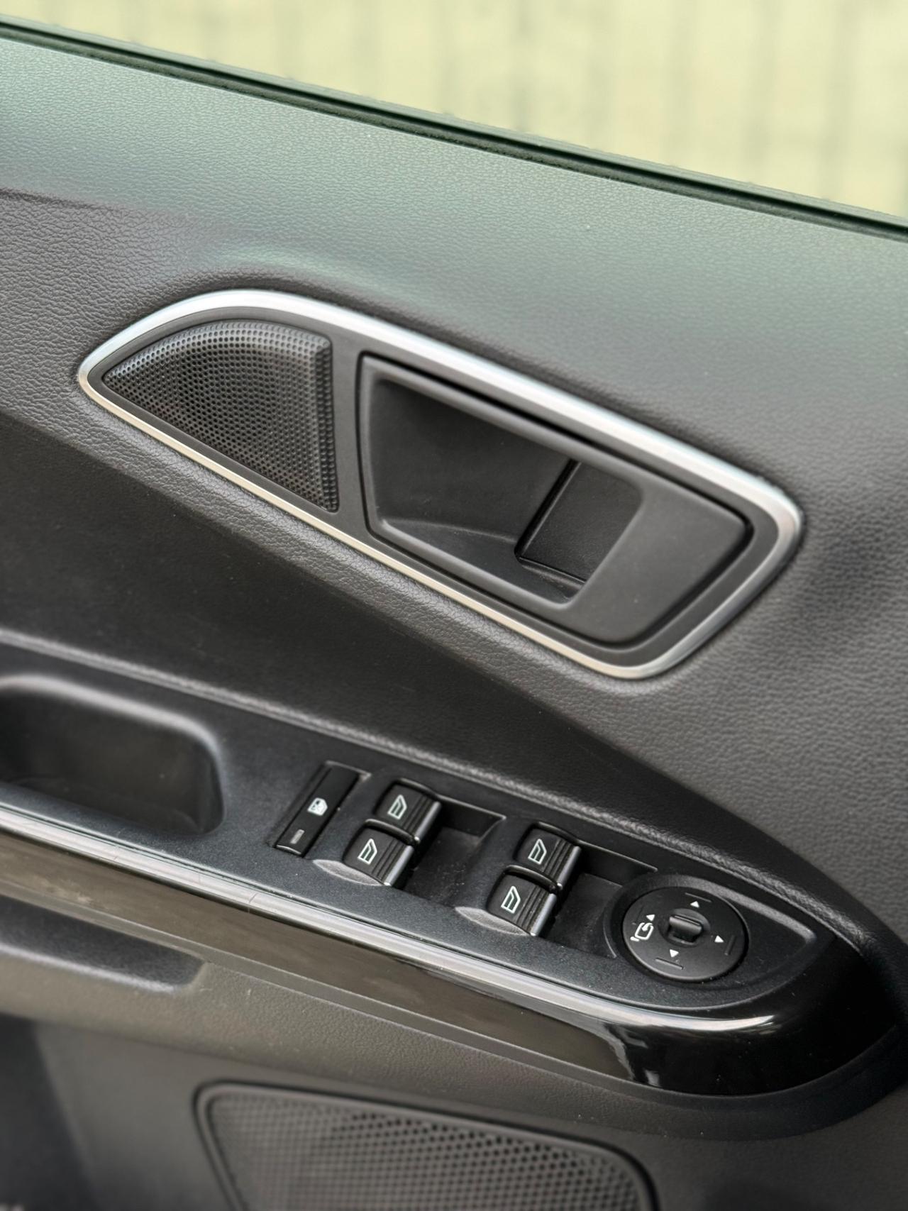 Ford B-Max 1.4 GPL DI SERIE NEOPATENTATI FULL OPT