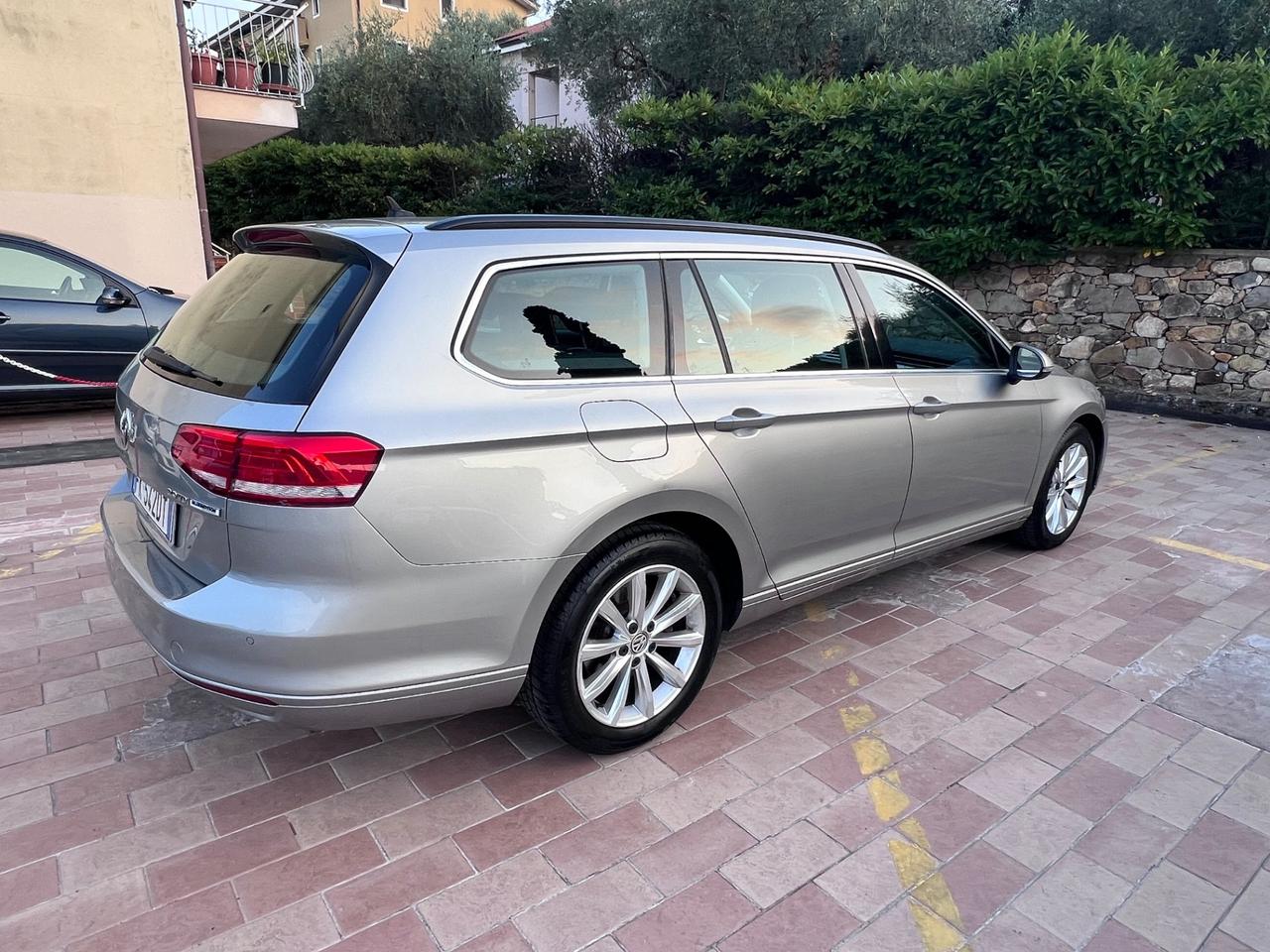 Volkswagen Passat Variant 2.0 TDI DSG Executive BlueMotion Tech.