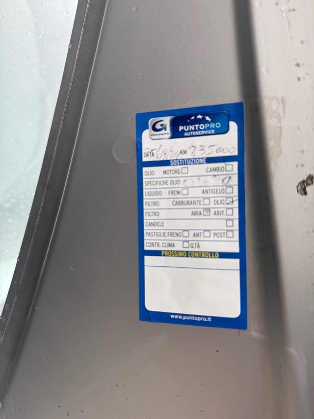 PEUGEOT 208 1.2 82cv Allure