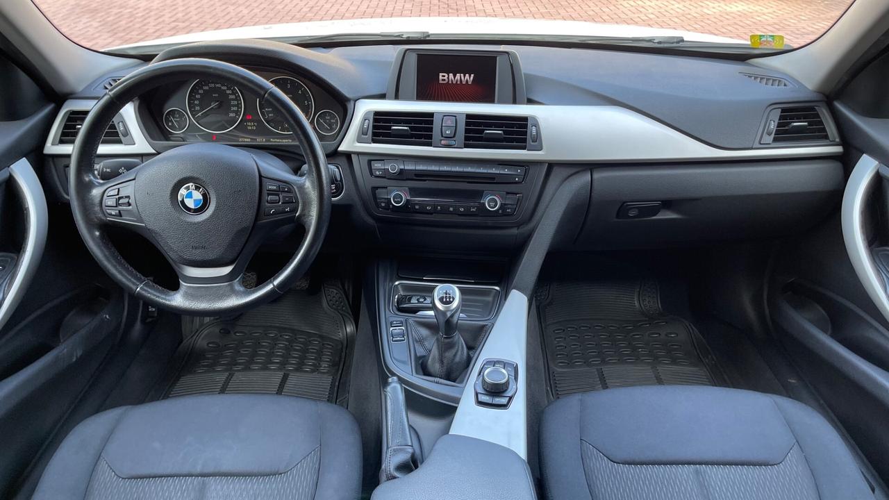 Bmw 118 118d 5p. Business