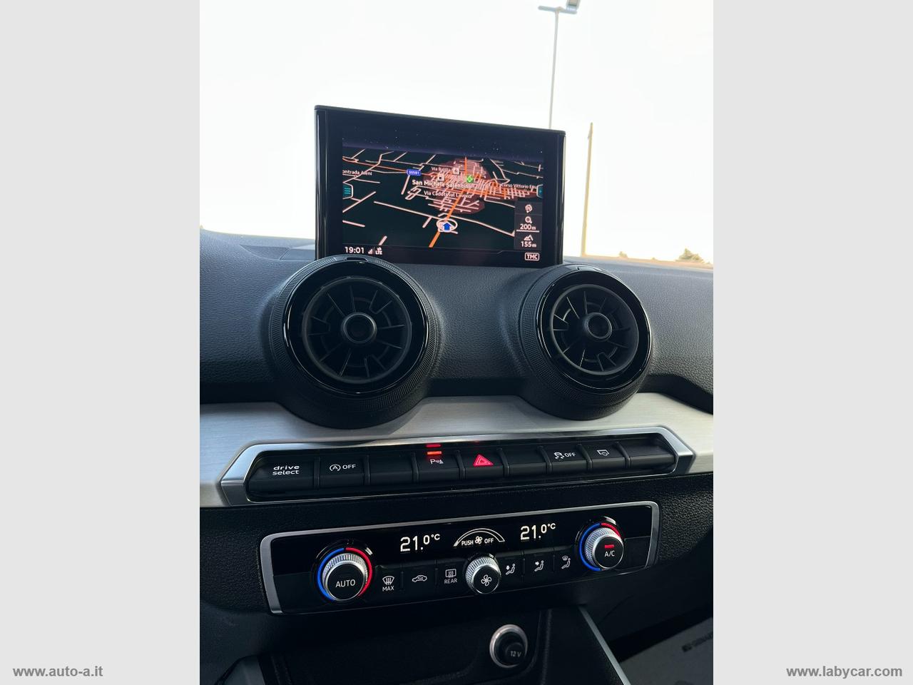 AUDI Q2 30 TDI S tronic Admired