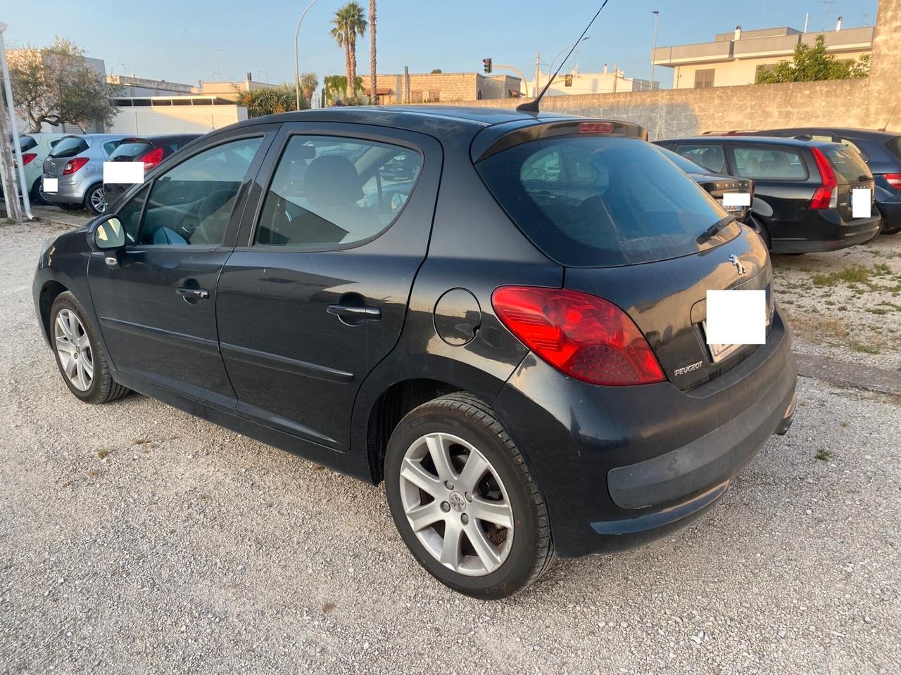 Peugeot 207 1.6 HDi 90CV 5p. XS